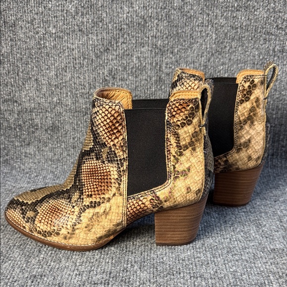 Madewell Snake-Print Ankle Boots in Tan Taupe and Black Size 7.5 - Picture 4 of 16